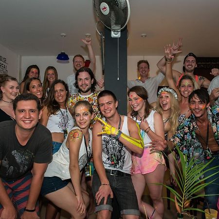 Love Station Hostel بان تاي المظهر الخارجي الصورة
