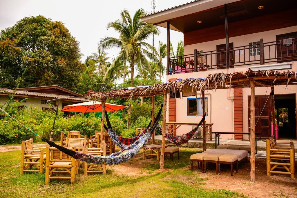 Love Station Hostel بان تاي المظهر الخارجي الصورة