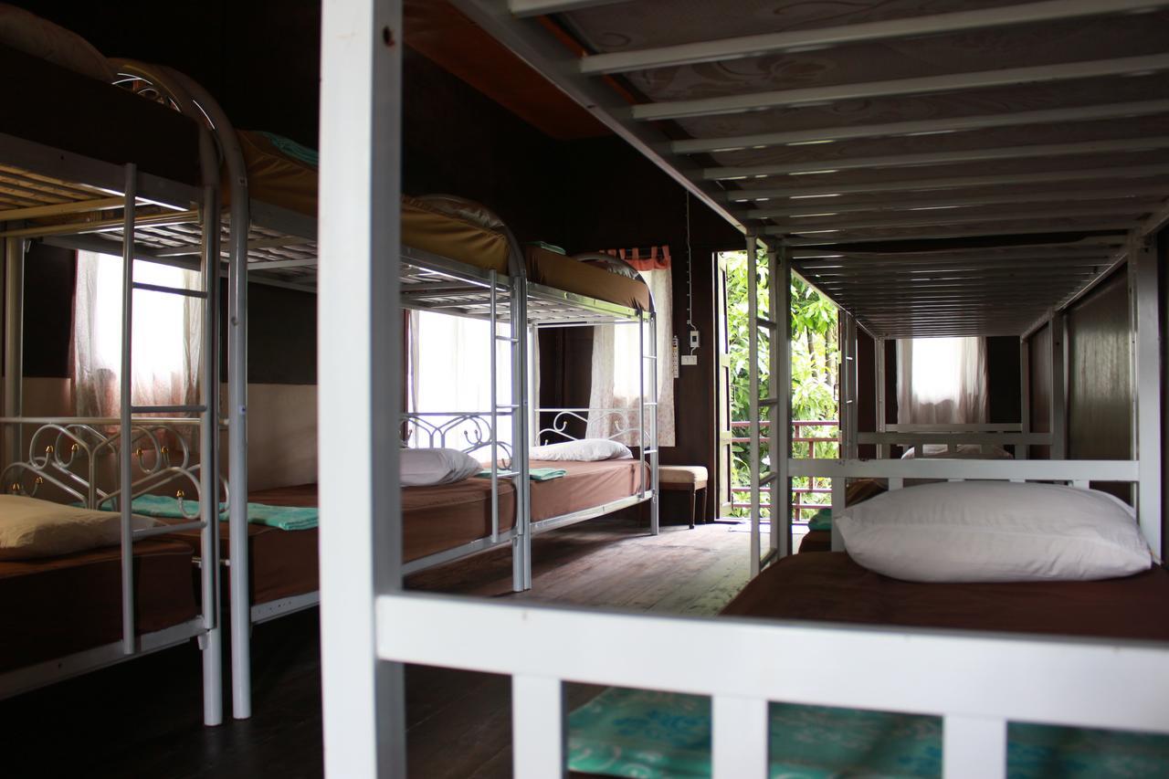 Love Station Hostel بان تاي المظهر الخارجي الصورة